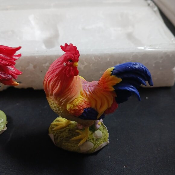 Lenox Barnyard Bunch 3pcs Mini Chickens - Picture 6 of 15